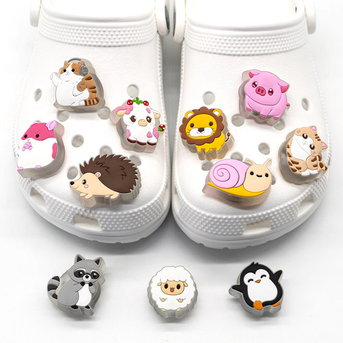 LED闪灯洞洞鞋花鞋扣可自定义