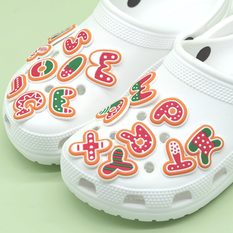 圣诞字母卡通洞洞鞋crocs卡骆驰可爱diy装饰鞋花扣可拆卸装饰配件