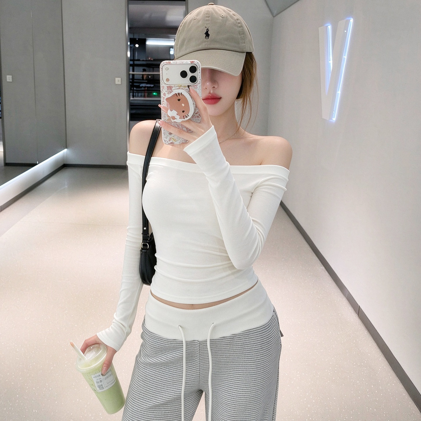 辣妹修身一字肩白色健身长袖女带胸垫运动上衣普拉提瑜伽T恤秋季