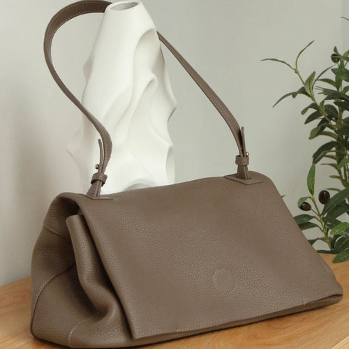 百搭轻奢小众枕头包手提包通勤包