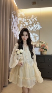 洋气时尚 品质女装 休闲原创小众老钱风 云间花信连衣裙 可可可欣