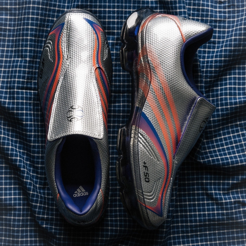 代购Adidas F50 WALKABLE阿迪达斯足球风炫彩金属色一脚蹬跑步鞋