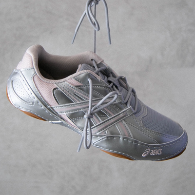 代购ASICS HYPERSYNC亚瑟士薄底鞋时尚金属银粉拼色男女运动跑鞋