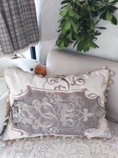 S2高端重工欧式厚绒刺绣抱枕套靠腰枕护腰客厅沙发卧室居家不含芯