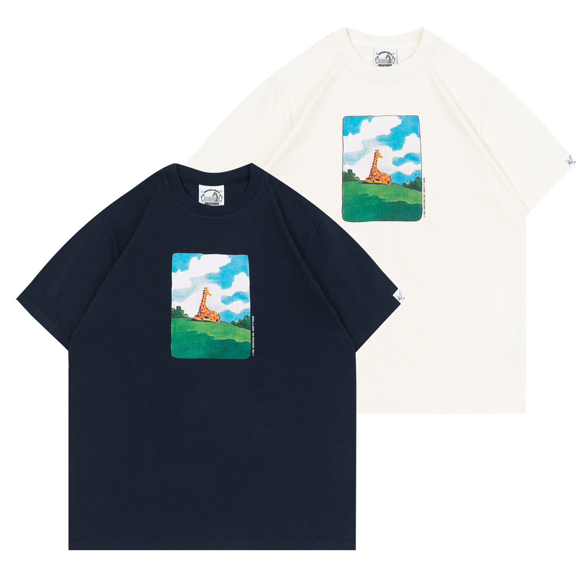 GRAF原创品牌水彩画休息平静的长颈鹿小画蓝天白云绿透气印花短袖