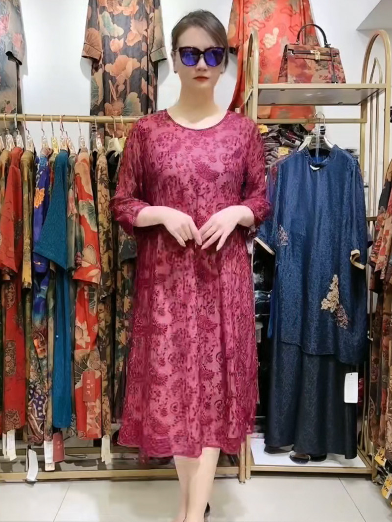 春夏新款圆领手工钉珠真丝刺绣连衣裙艺娜莎长款桑蚕丝裙子0127-5