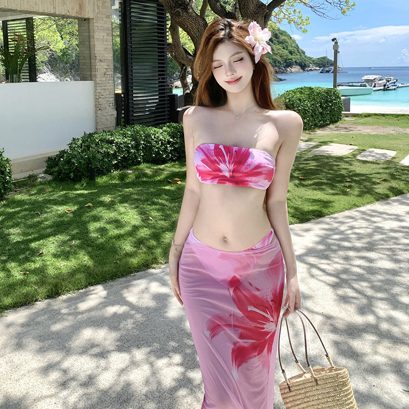 泰国性感纯欲粉色印花抹胸比基尼三件套分体半身裙海边度假泳衣女,运动/瑜伽/健身/球迷用品,比基尼,淘宝优惠券,粉丝福利购,淘宝优惠卷