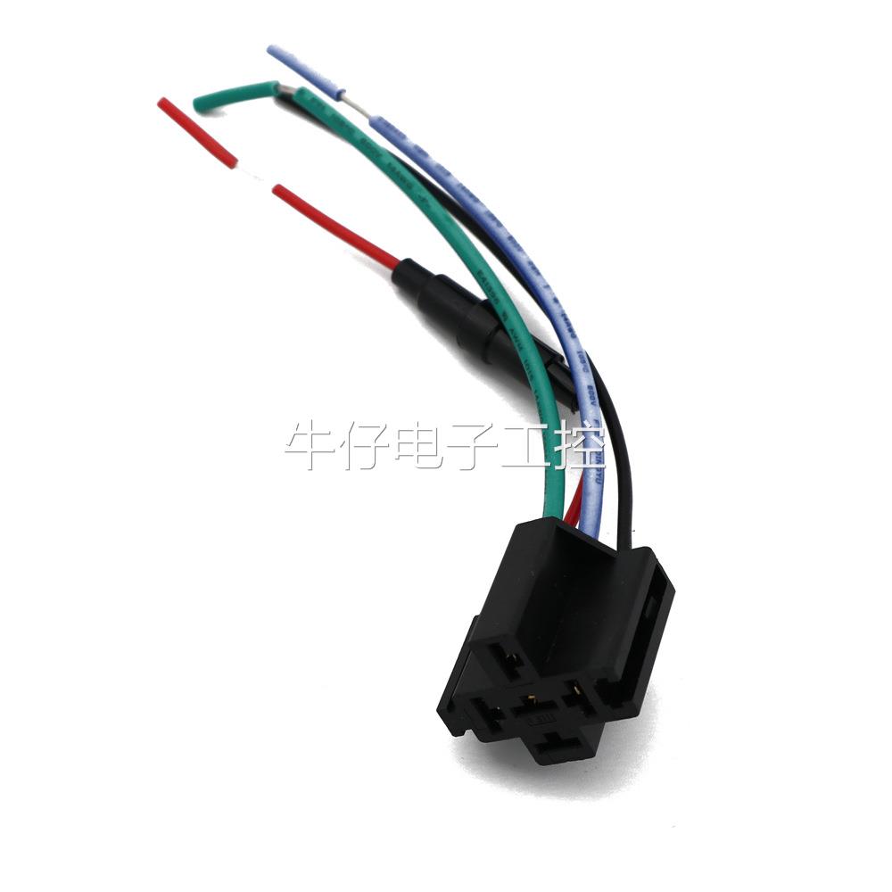 gps定位器无线车载汽车定位器追踪防盗无线汽车摩托GPS防丢继电器