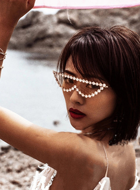 墨镜拍照道具珍珠海边镶钻太阳镜