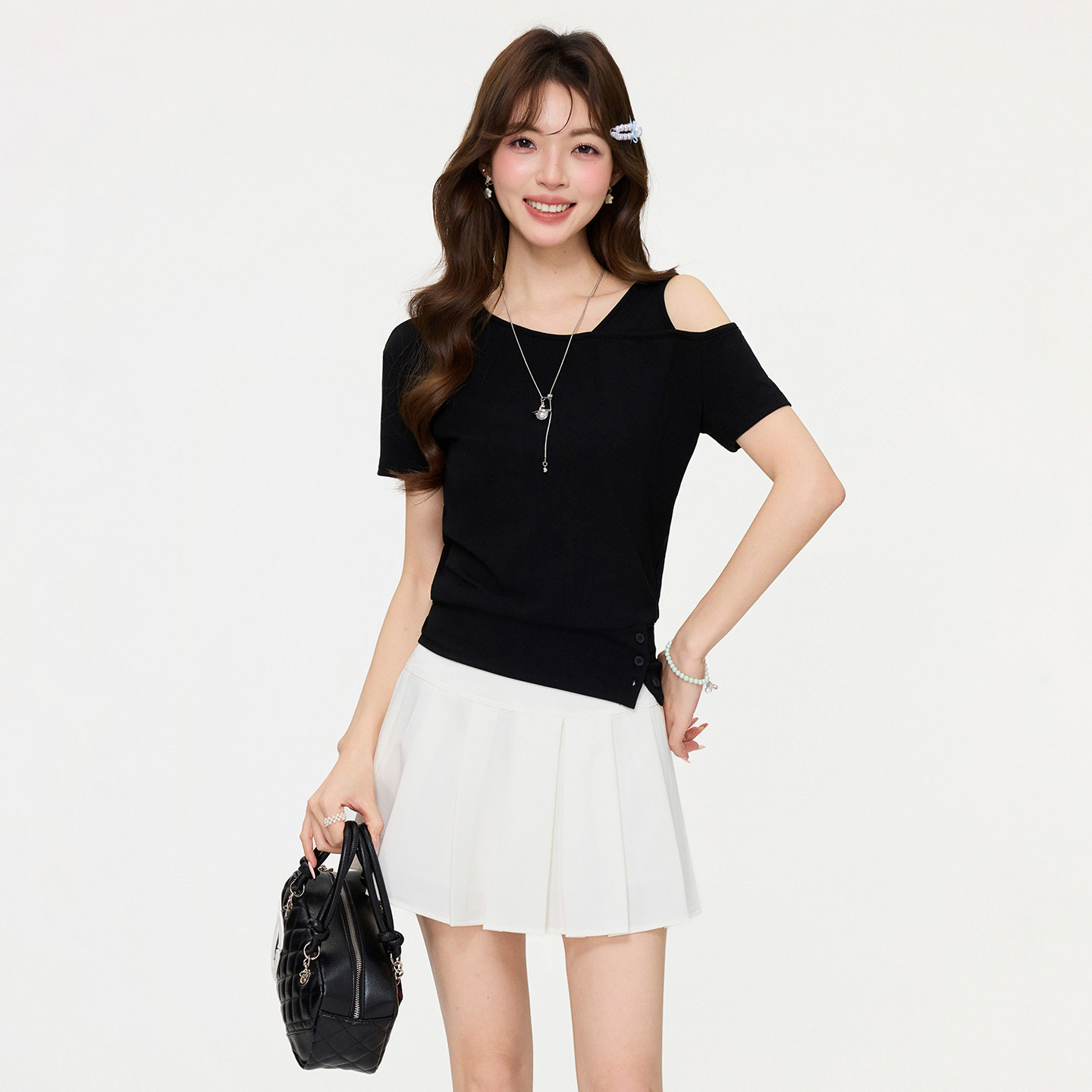 黑色设计感斜肩短袖T恤女2026年春夏季新款高级感独特打底衫上衣