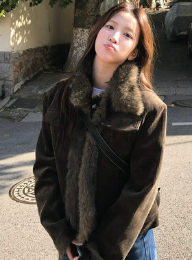 巨好看的秋冬美式美拉德复古毛领灯芯绒加厚保暖外套女夹克棉服