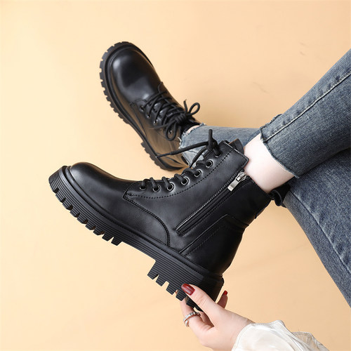 爆款马丁靴女低帮2025年新款