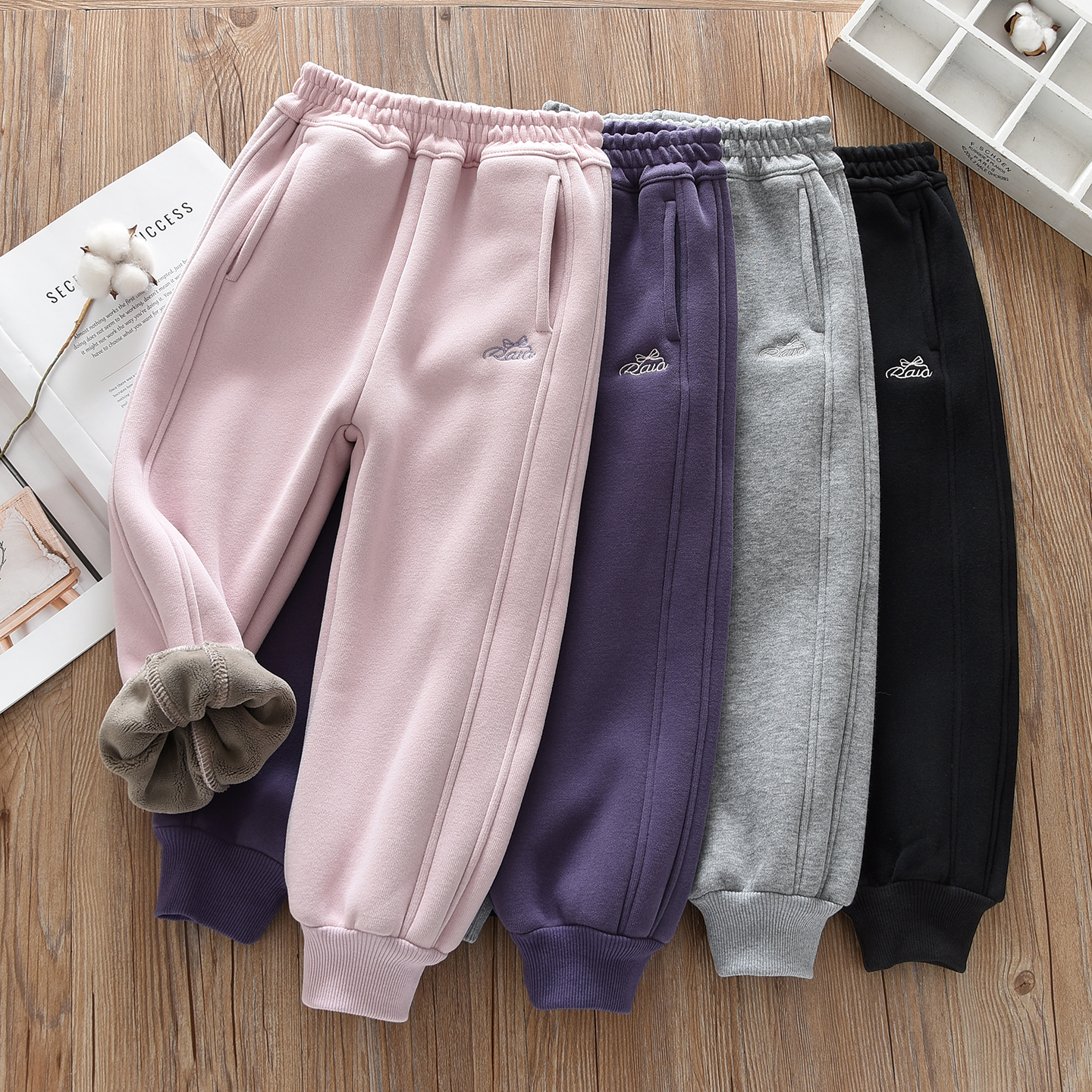 冬款女孩一条过冬运动裤