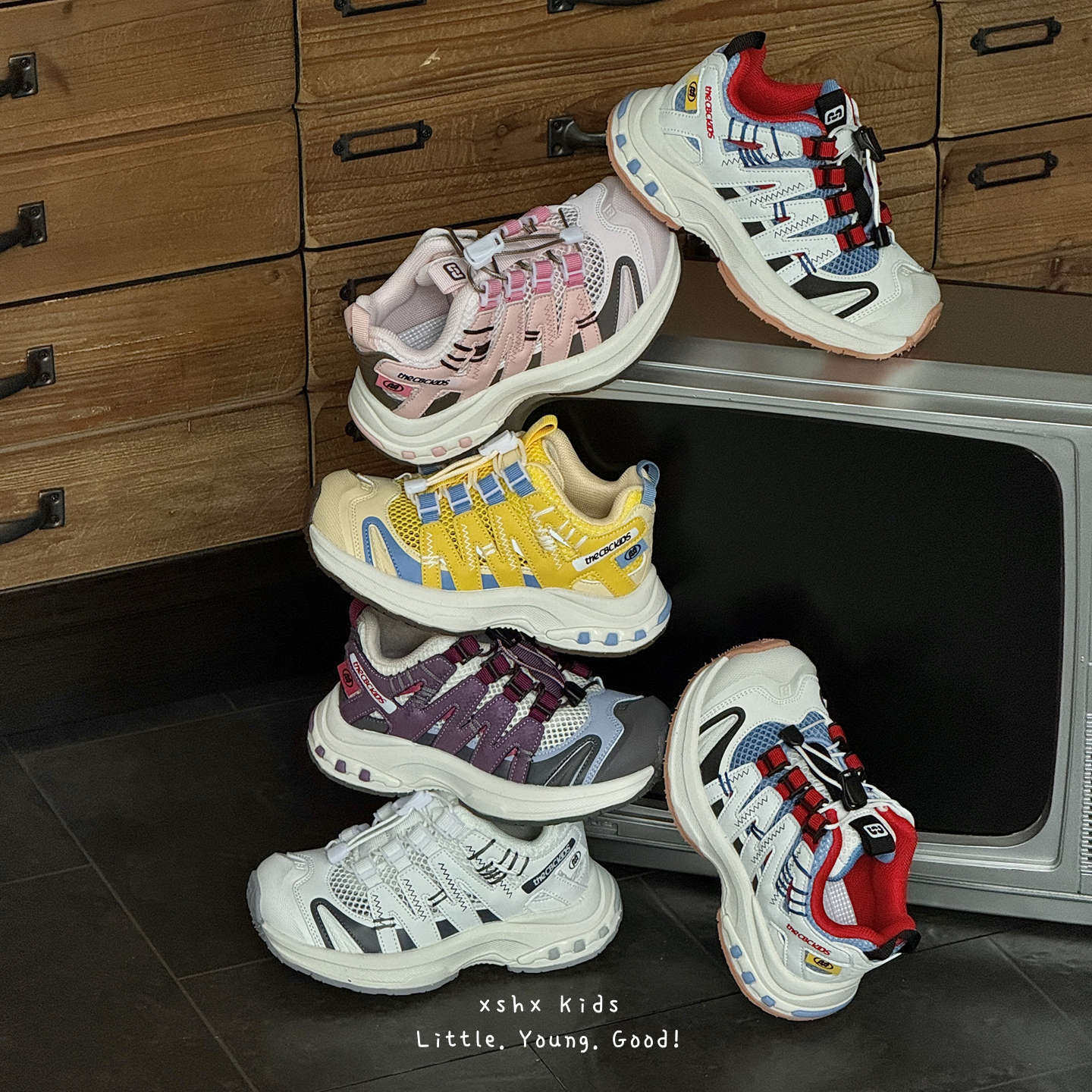 SHE IS EMMA春夏新款 儿童男女冰感单网魔术贴轻量缓震防滑运动鞋