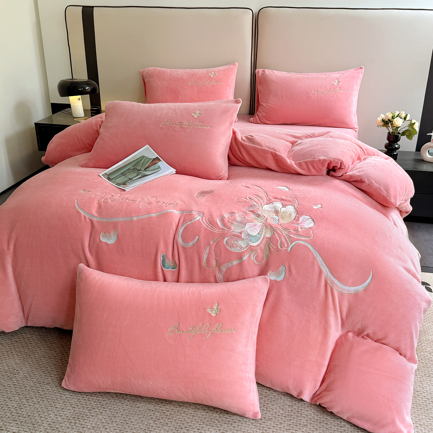 高档A类牛奶绒床上四件套2025新款珊瑚绒被套加绒法兰绒床单被罩