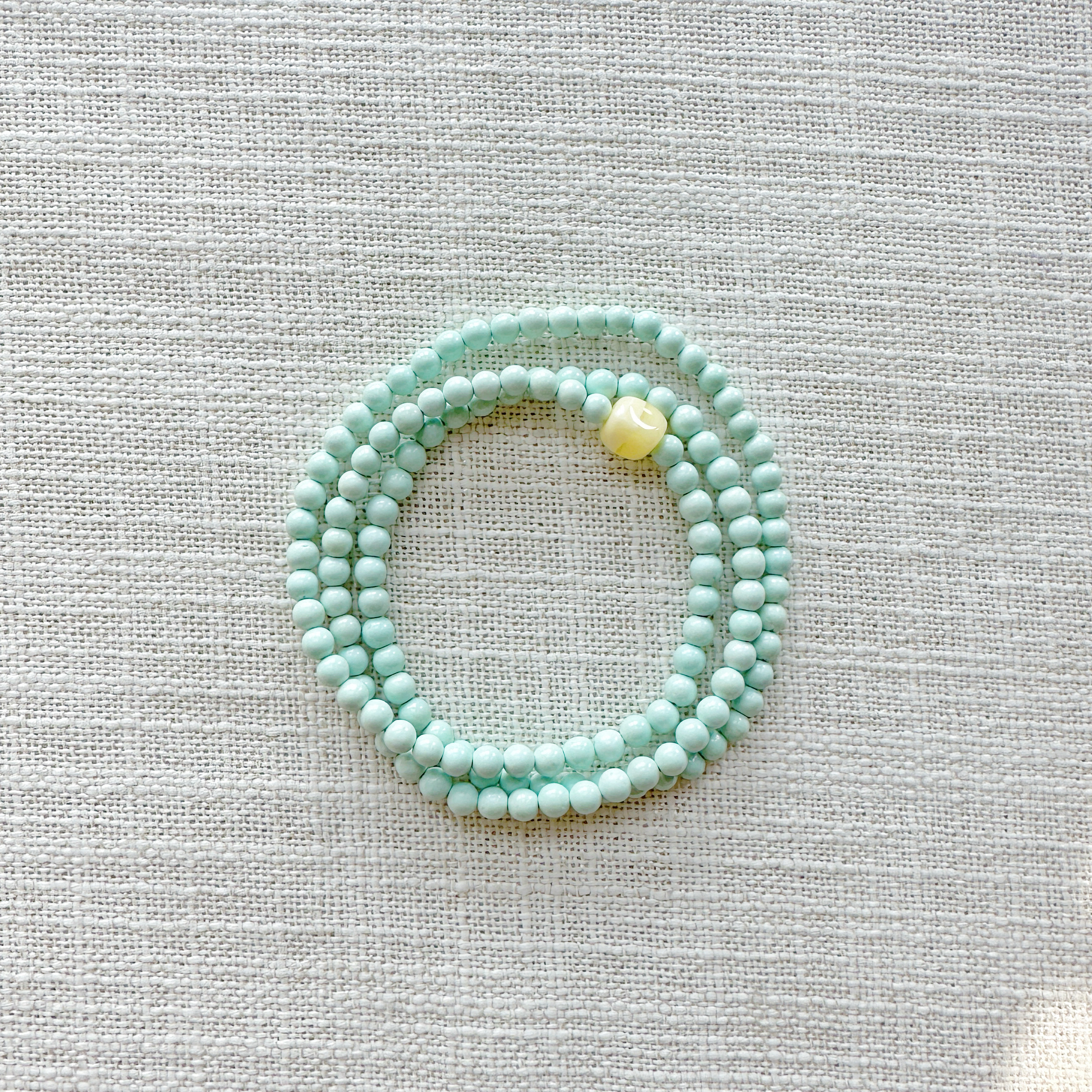 偶遇良人|原创设计天然原矿绿松石白花蜜蜡Baby蓝小清新三圈手链