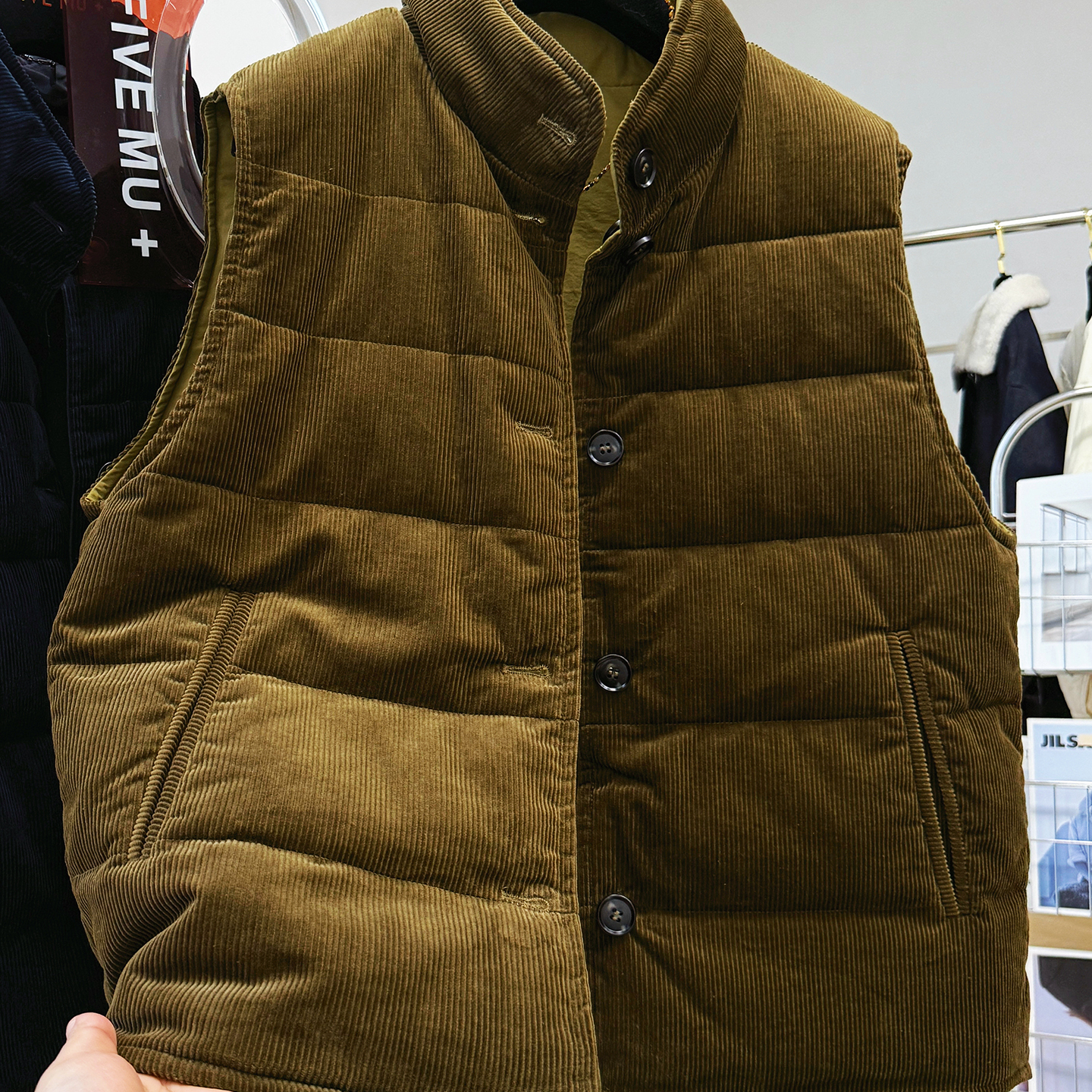 高级感灯芯绒羽绒马甲外套女秋冬