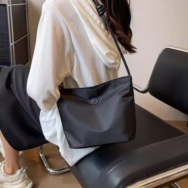 包包女大容量新款夏季时尚可调节肩带设计手提斜挎包高级感单肩潮