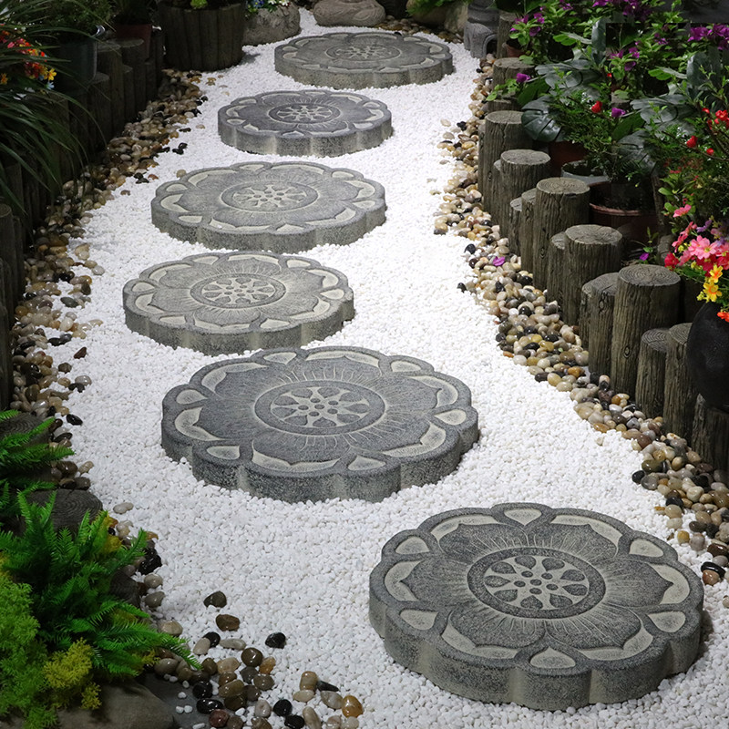 别墅庭院落地怀旧铺路石摆件花园草坪复古水泥复合垫步踏脚汀步石