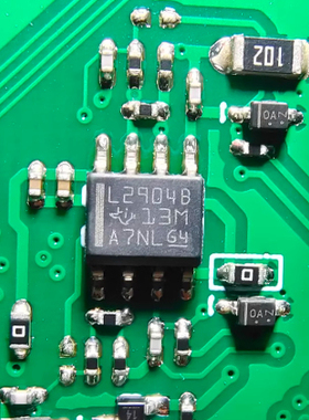 L2904B LM2904BIDR汽车电脑板运算放大器IC芯片SOP8脚贴片