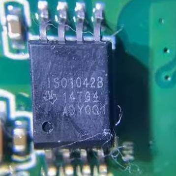 ISO1042 ISO1042B 新能源充电机隔离式CAN收发器芯片