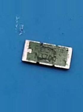 SMT-R033 SMT-RO33 宝马X6电脑板精密点火易损点火 V5036S旁边