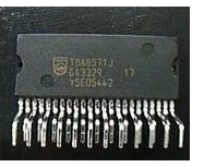 TDA8571J TDA8571JCU 汽车功放芯片 音频IC集成块电路T