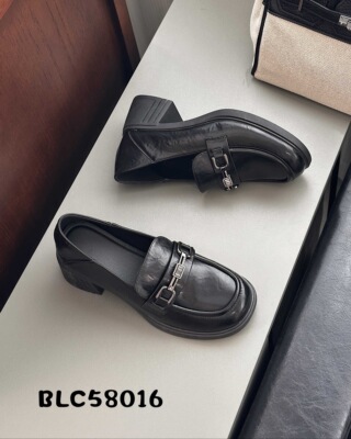 金属扣软皮厚底单鞋女2026春季新款英伦风一脚蹬乐福鞋女58016