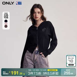 t区绫致ONLY2024秋冬休闲百搭NBA联名款 连帽开衫 针织衫 女时尚