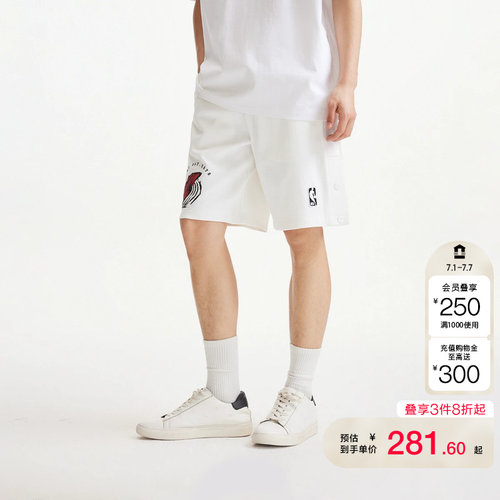 vj区绫致【NBA联名款开拓者队】杰克琼斯短裤双侧开衩字母