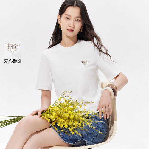 绫致Vero ModaT恤女26夏季胸前爱心刺绣正肩纯色百搭圆领短袖
