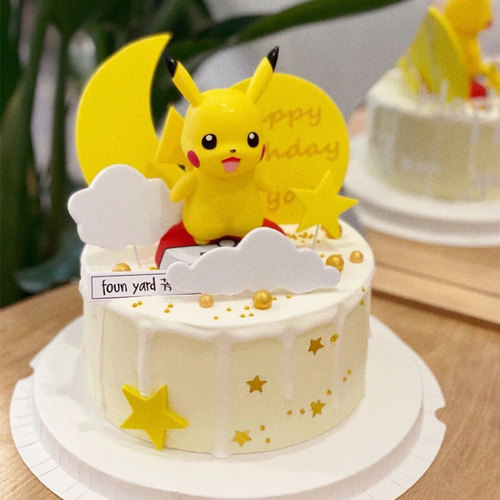 摇头皮卡丘生日蛋糕装饰