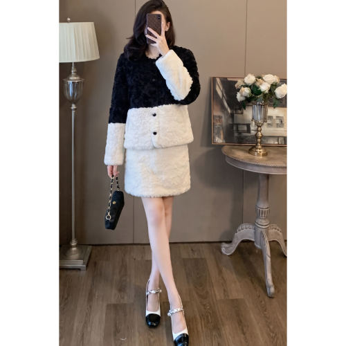 秋冬轻奢小香风毛毛短款外套女