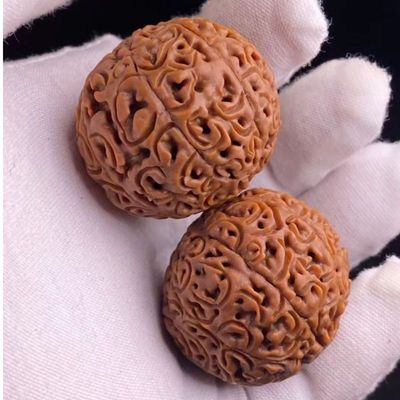 文玩核桃手把件盘玩手玩大金刚菩提子手球原籽雕刻祥云图案手持串