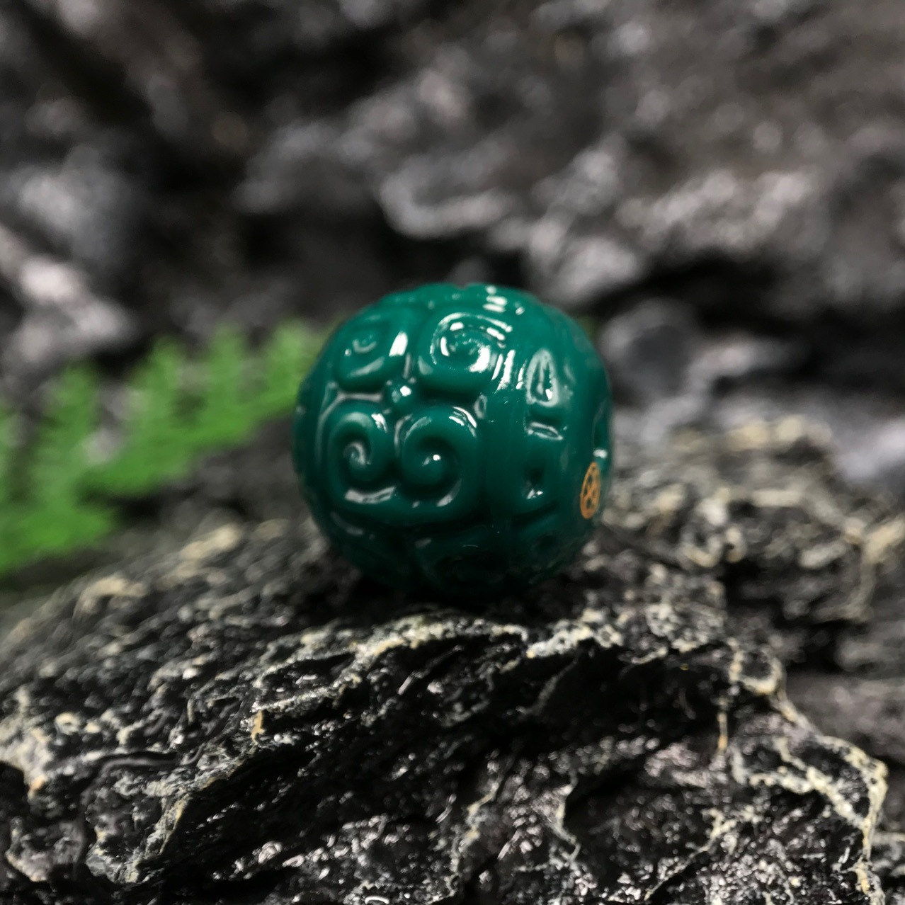 雪巴琉璃老型回纹珠落款顶珠腰珠