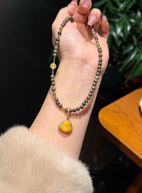 天然沉香木蜜蜡吊坠项链女新中式国风时尚复古感高级轻奢新品