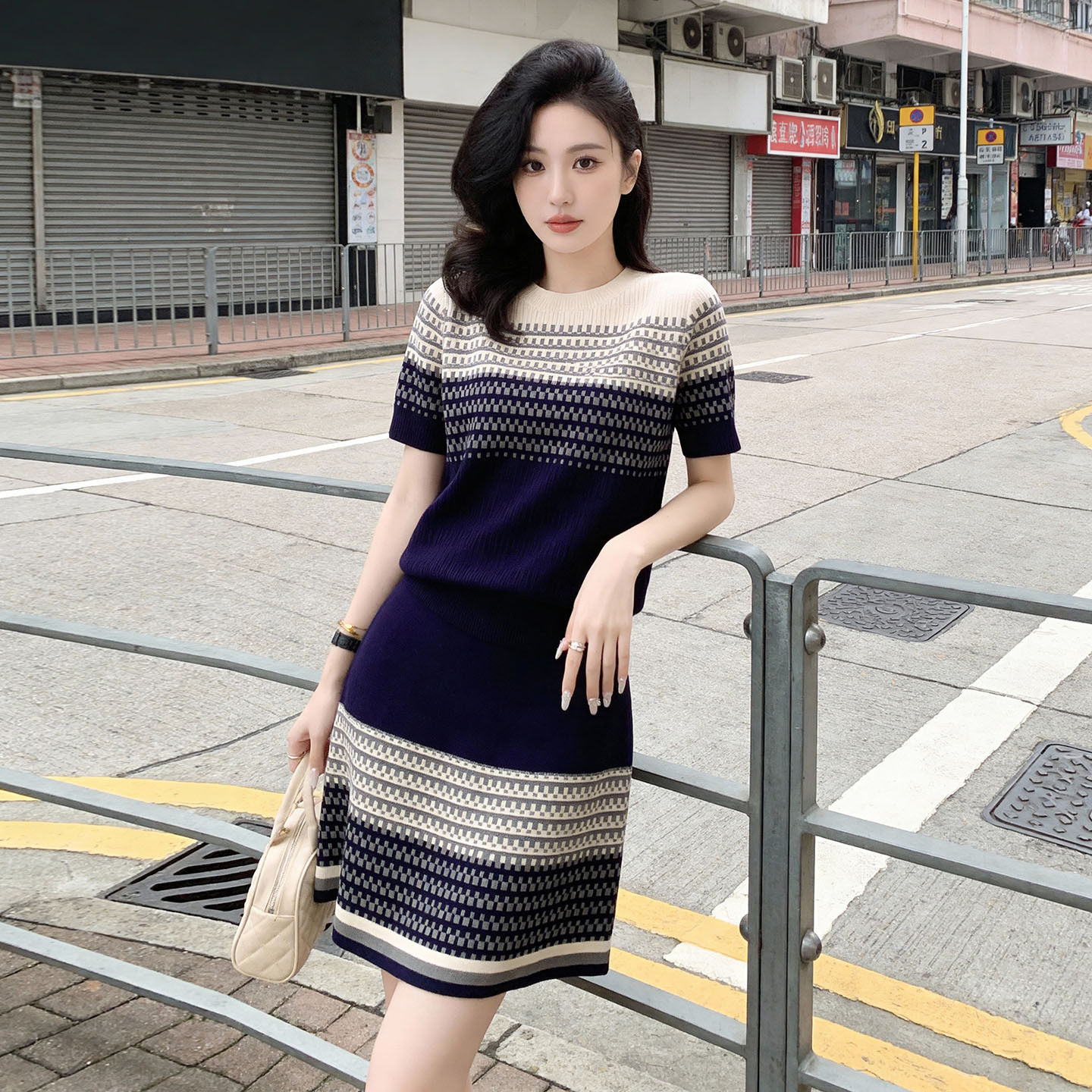 气质时尚休闲套装女圆领短袖上衣半身短裙针织两件套装裙子小香风