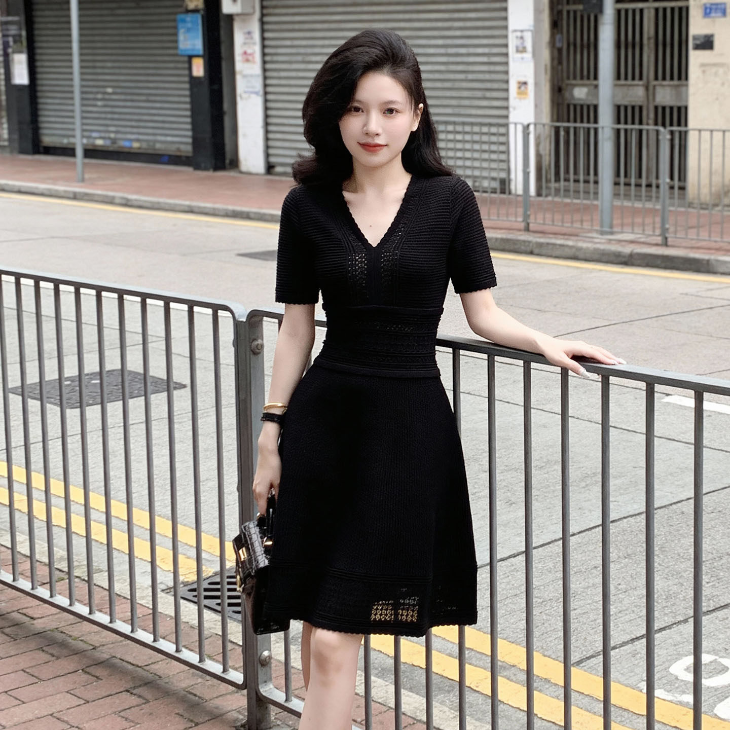 夏季镂空超仙女小个子气质女神范法式小香风冰丝针织短袖连衣裙女