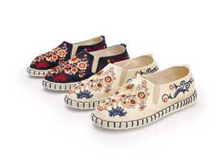 云南丽江大理古城民族风手工绣花鞋西双版纳千层底布鞋精品特惠