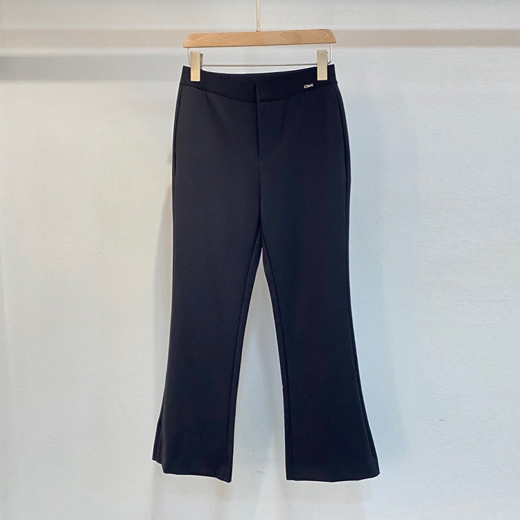 初溯家2026春夏季新款欧货后跟脚开叉修身显瘦微喇九分裤西裤女