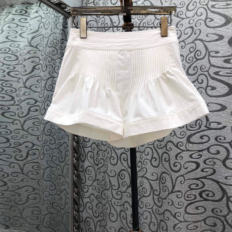初溯家2026早春新款欧货女装纯色设计压褶高腰阔腿白色短裤休闲裤