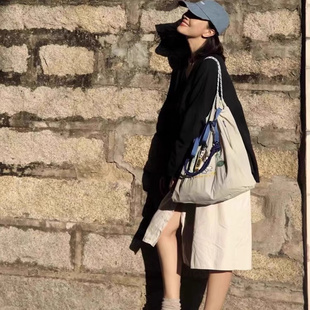 BFAG.profit 高圆圆同款卡通刺绣刺绣手提包学生包通勤包女帆布包