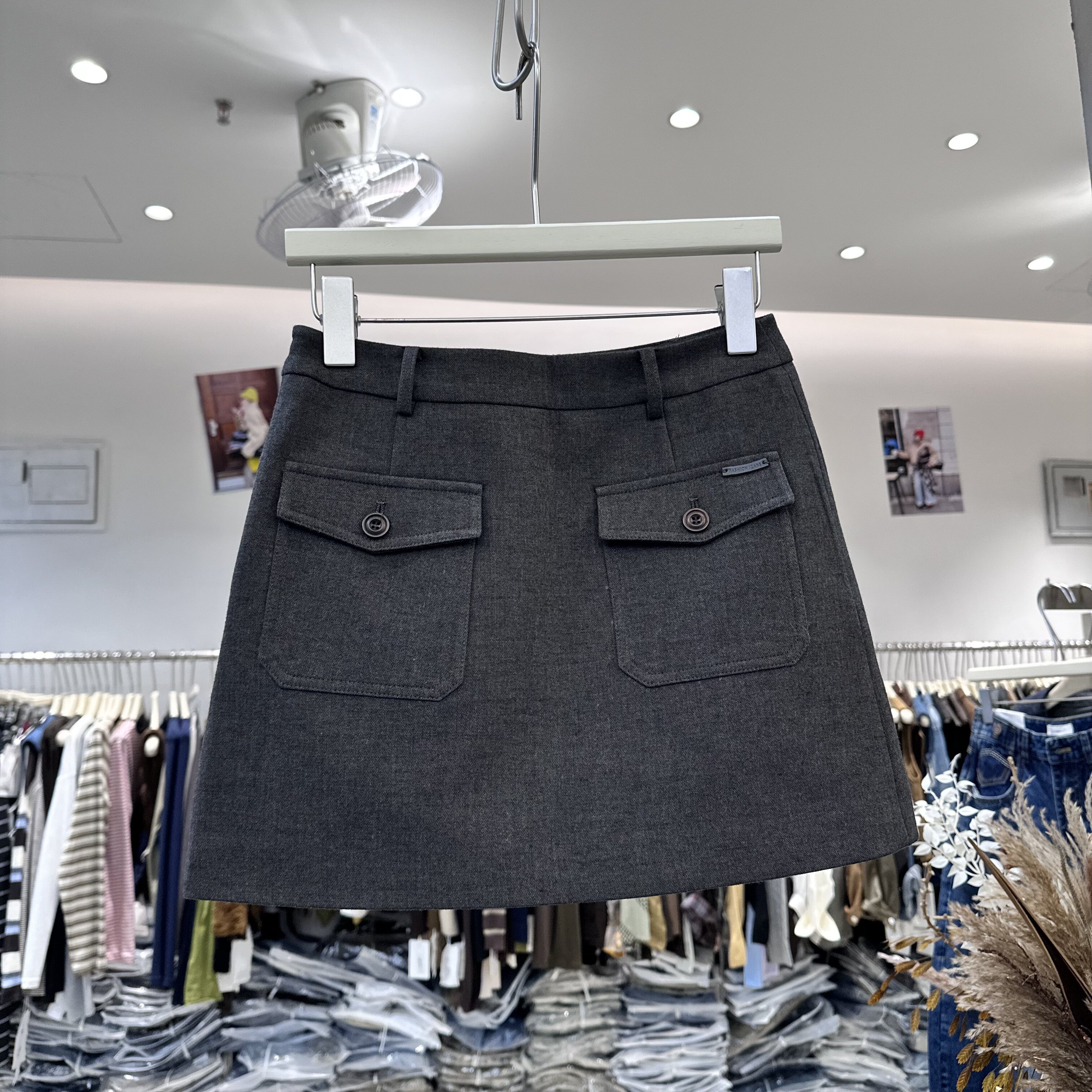 8090服饰26606半身裙短裙