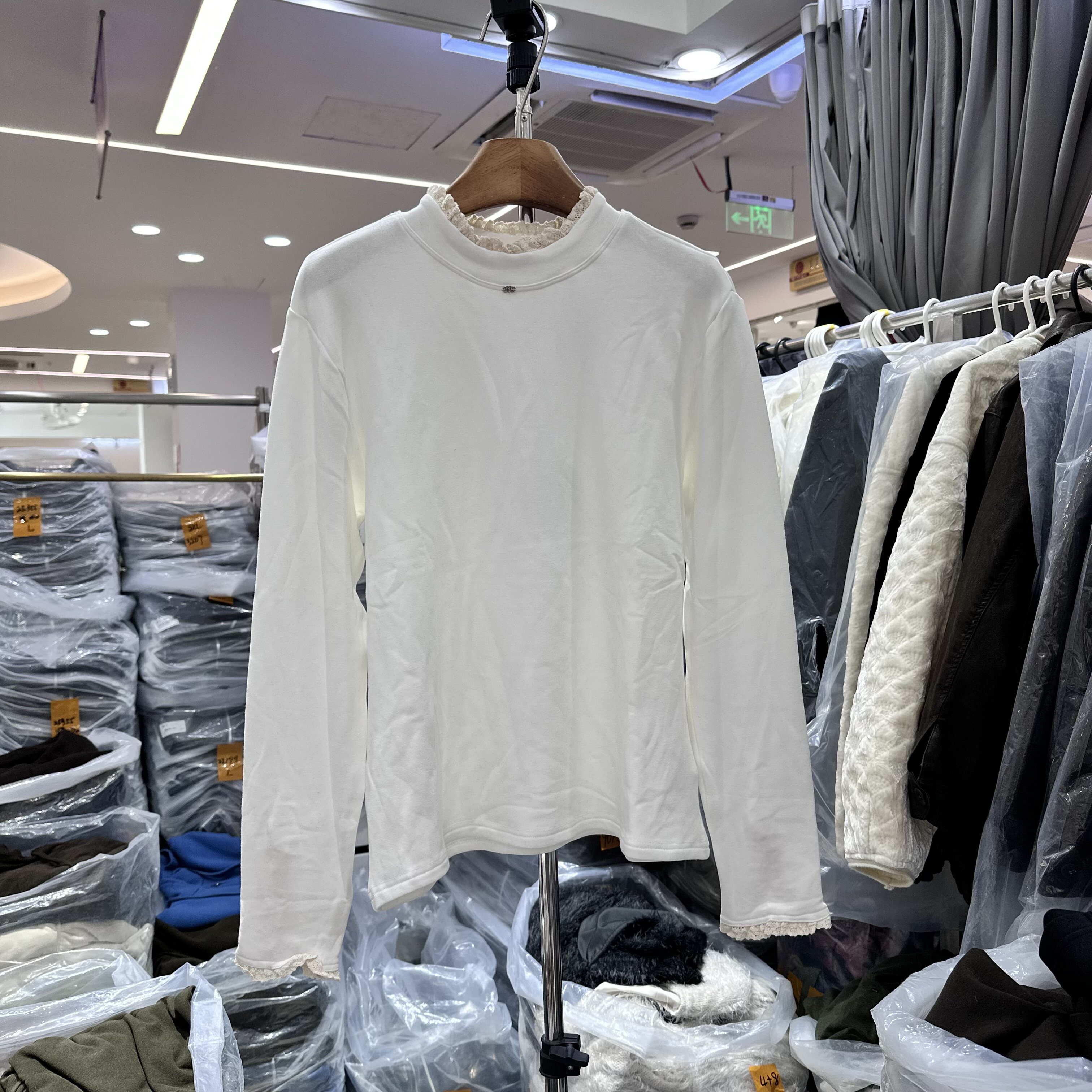 Miss.Q5133正品蕾丝边T恤上衣