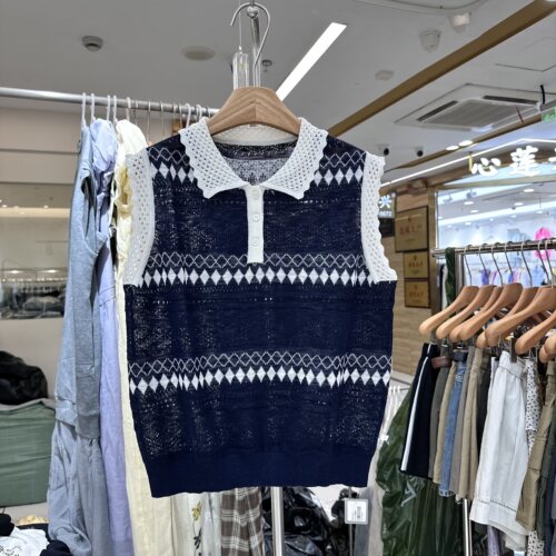 韩系撞色缇花冰丝针织背心