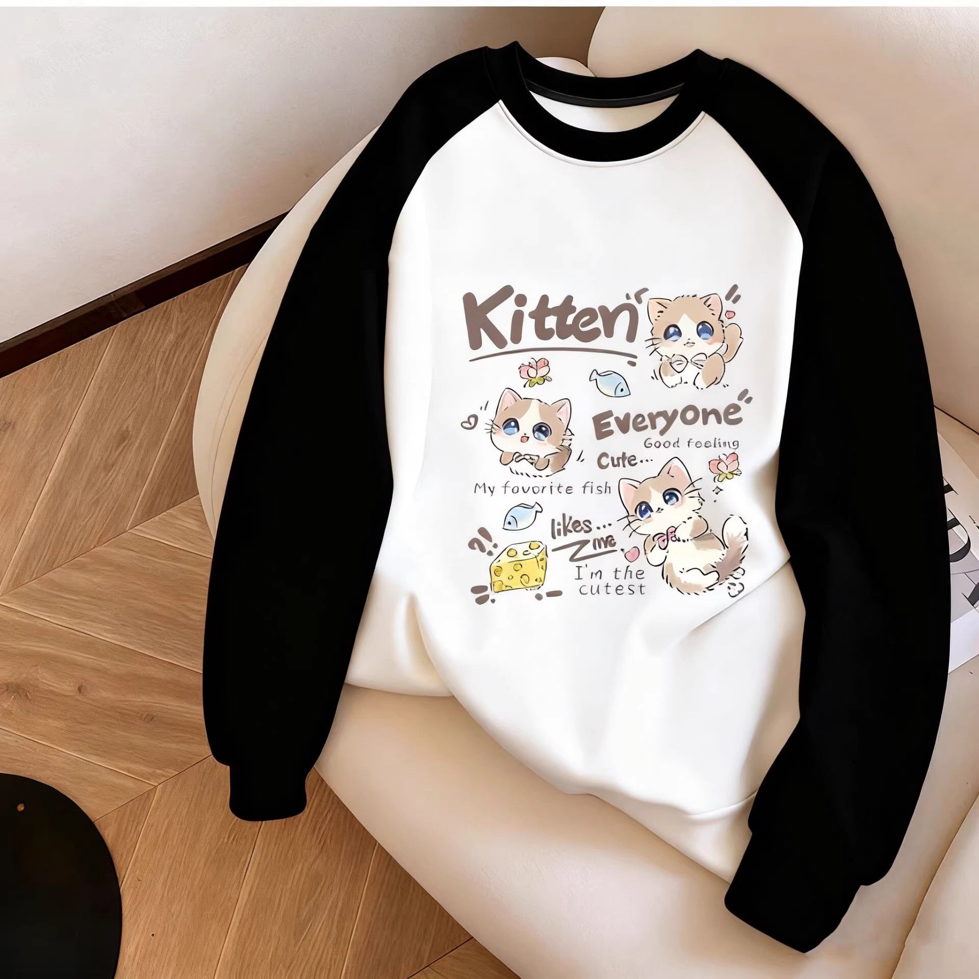 女童加绒纯棉圆领卫衣春秋冬套头宽松长袖百搭插肩袖卡通印花上衣