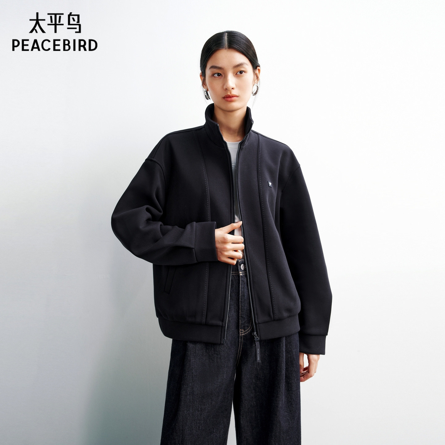 太平鸟26新春款宽松立领直筒卫衣外套女A1BBG1492图片