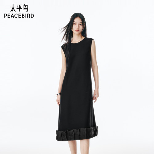 太平鸟女装夏季新款蓬松连衣裙长裙女品质时尚黑色长裙A1FAF2727