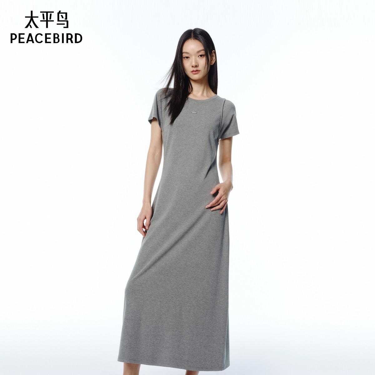 太平鸟绵柔T恤连衣裙女短袖2025夏新款运动服透气长裙子垂坠显瘦