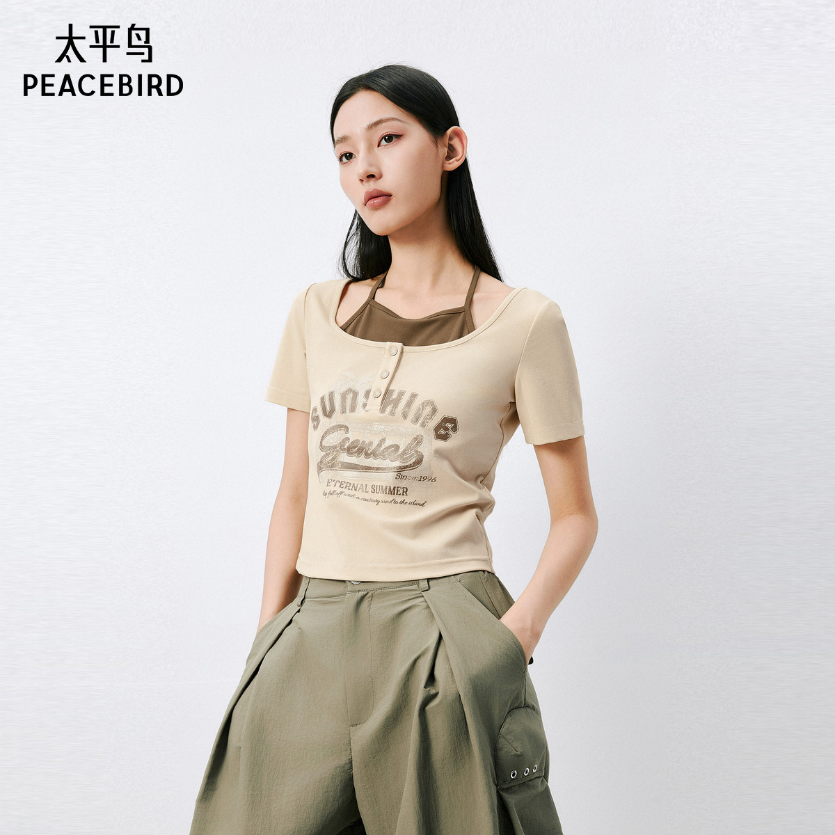 太平鸟美式假两件T恤女短袖夏款修身短款辣妹时尚小上衣潮